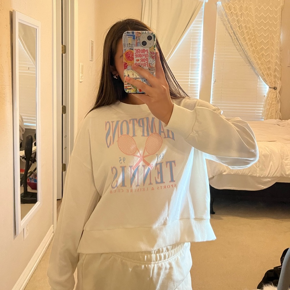 NWT Francesca’s Crewneck